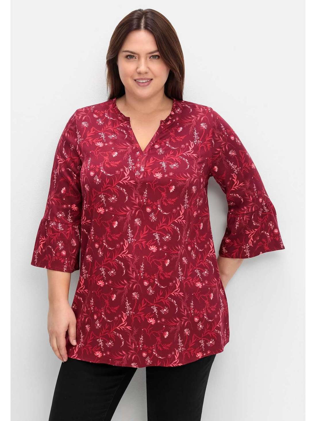 Длинная туника с воланами на рукавах 3/4. Große Größen