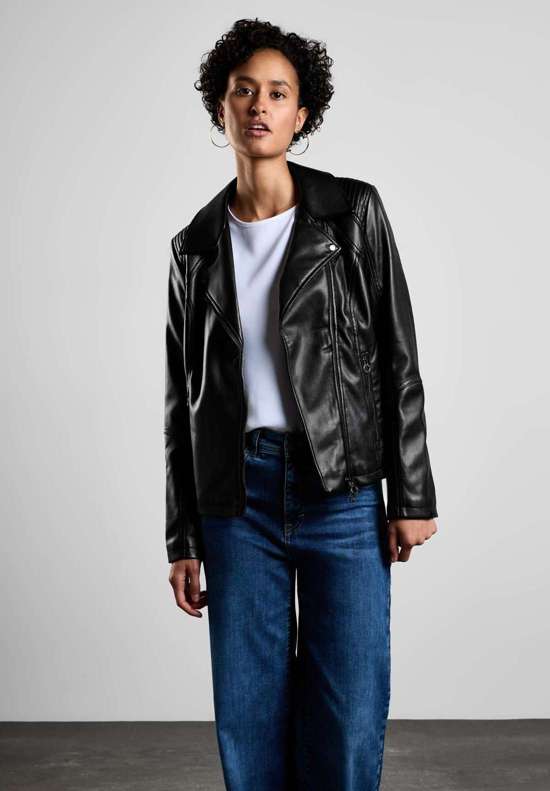 Байкерская куртка