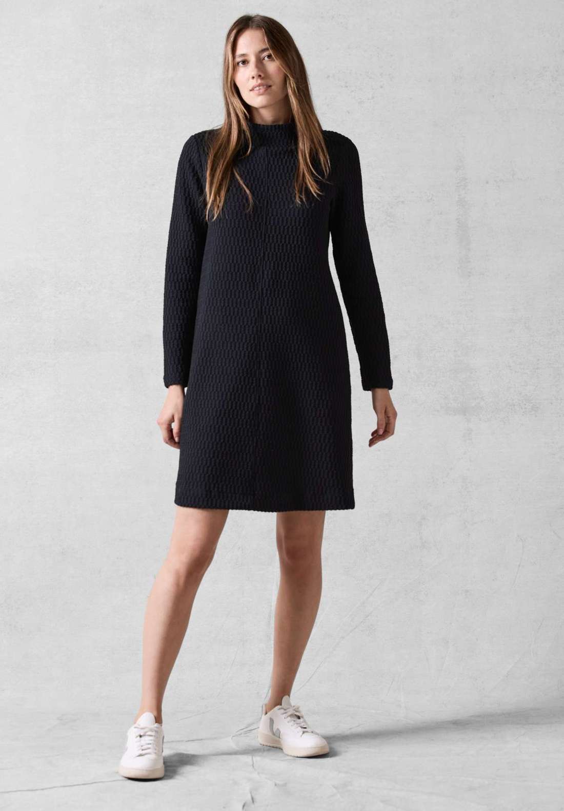 Трикотажное платье