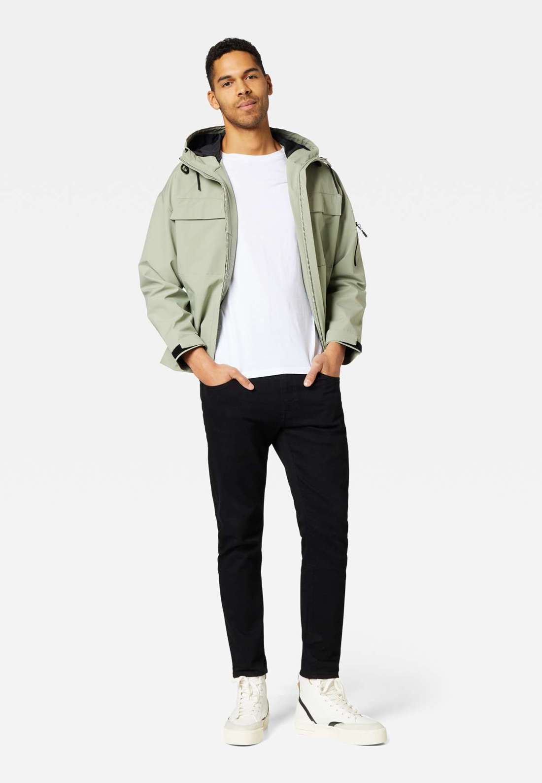 Уличная куртка с капюшоном HOODED JACKET