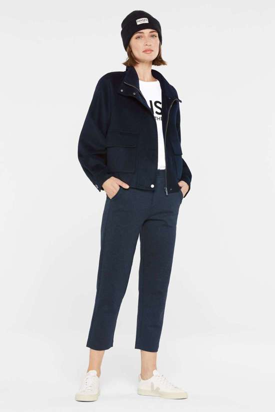 Короткая куртка