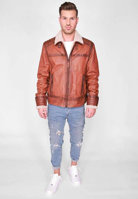 Кожаная куртка 3102172