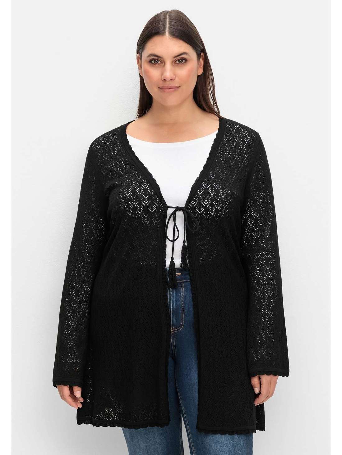 Длинный кардиган слегка прозрачной вязки ажурной вязки. Große Größen