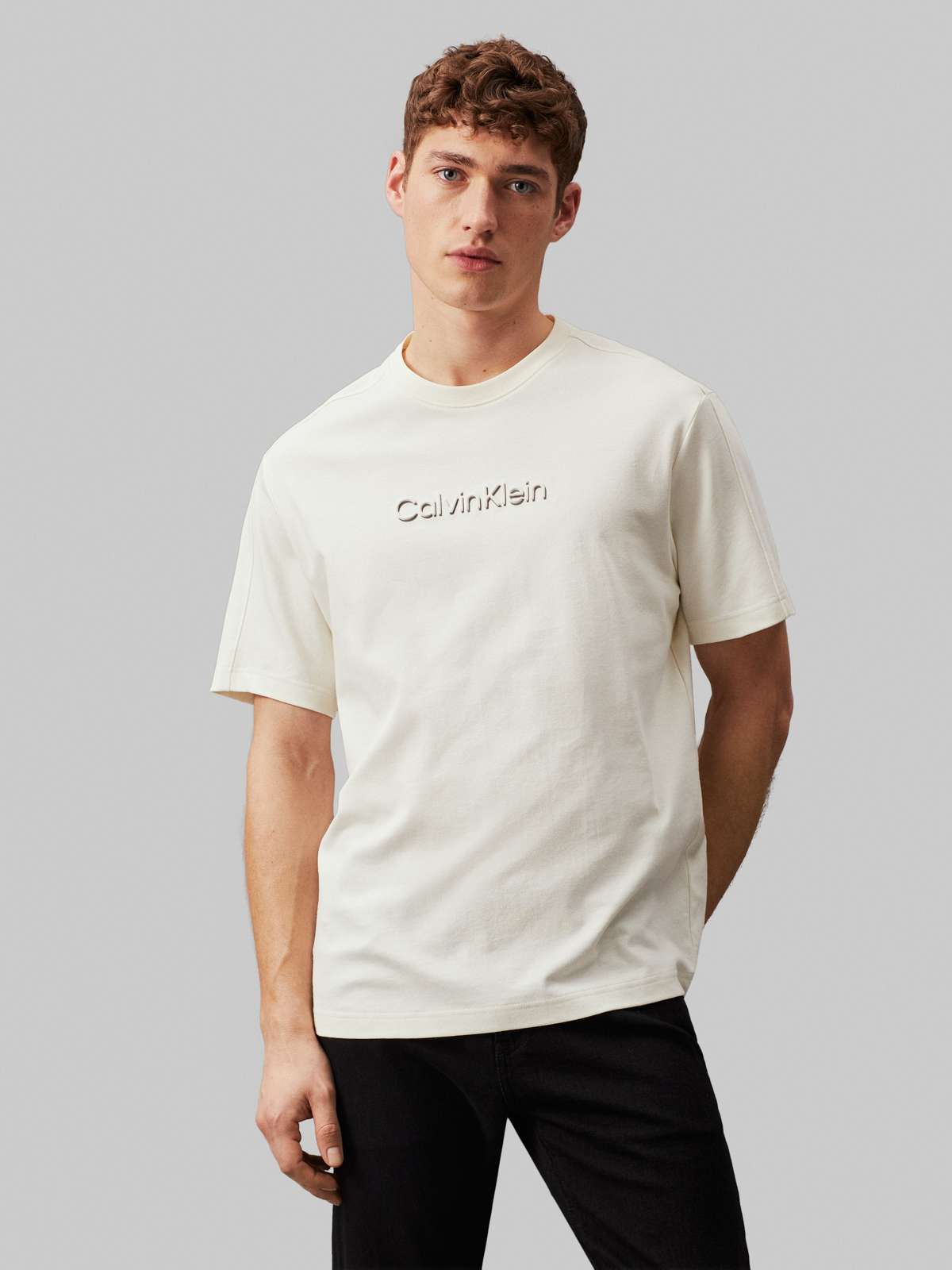 Футболка с надписью-логотипом SHADOW EMBOSSED LOGO T-SHIRT