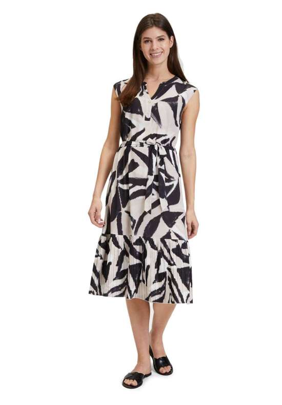 Платье с воланами Betty & Co Volantkleid mit Print