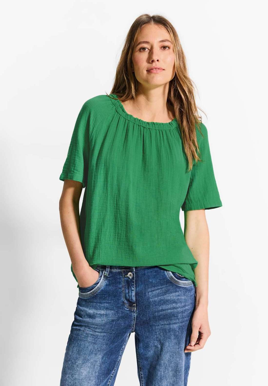 Блузка с короткими рукавами