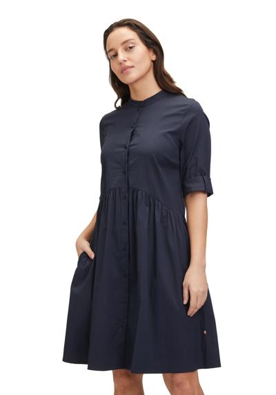Платье-рубашка Hemdblusenkleid mit Knopfleiste