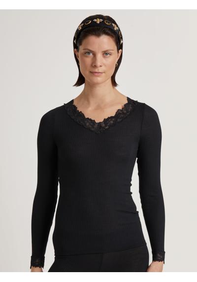 Рубашка с длинными рукавами и кружевом на воротнике и манжетах. Silky Wool Joy