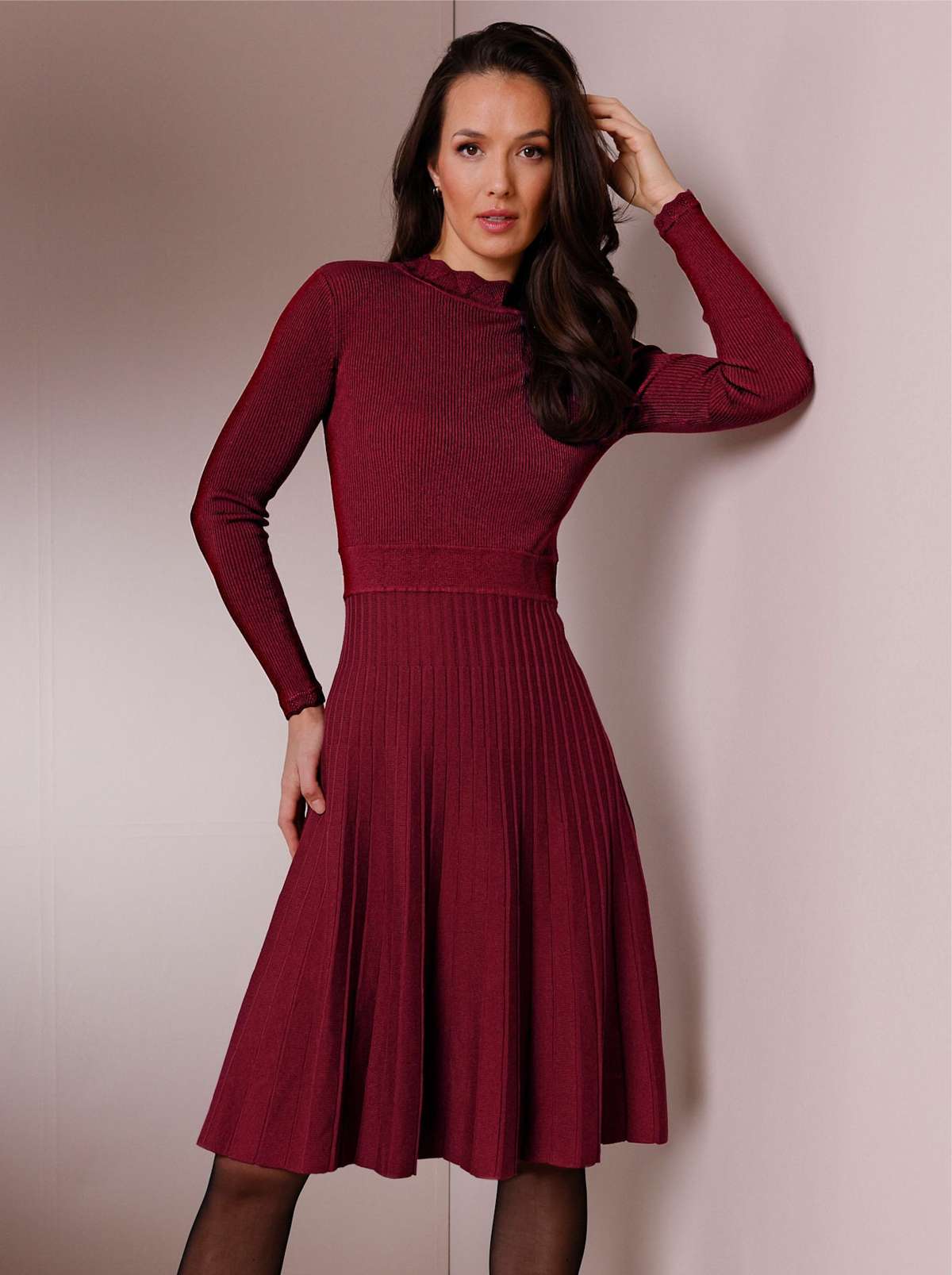Трикотажное платье Lyocell-Viskose-Strickkleid