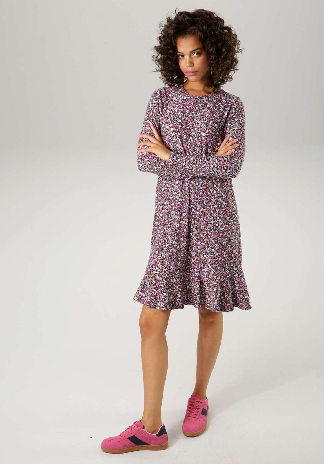 Платье из джерси с яркими цветами