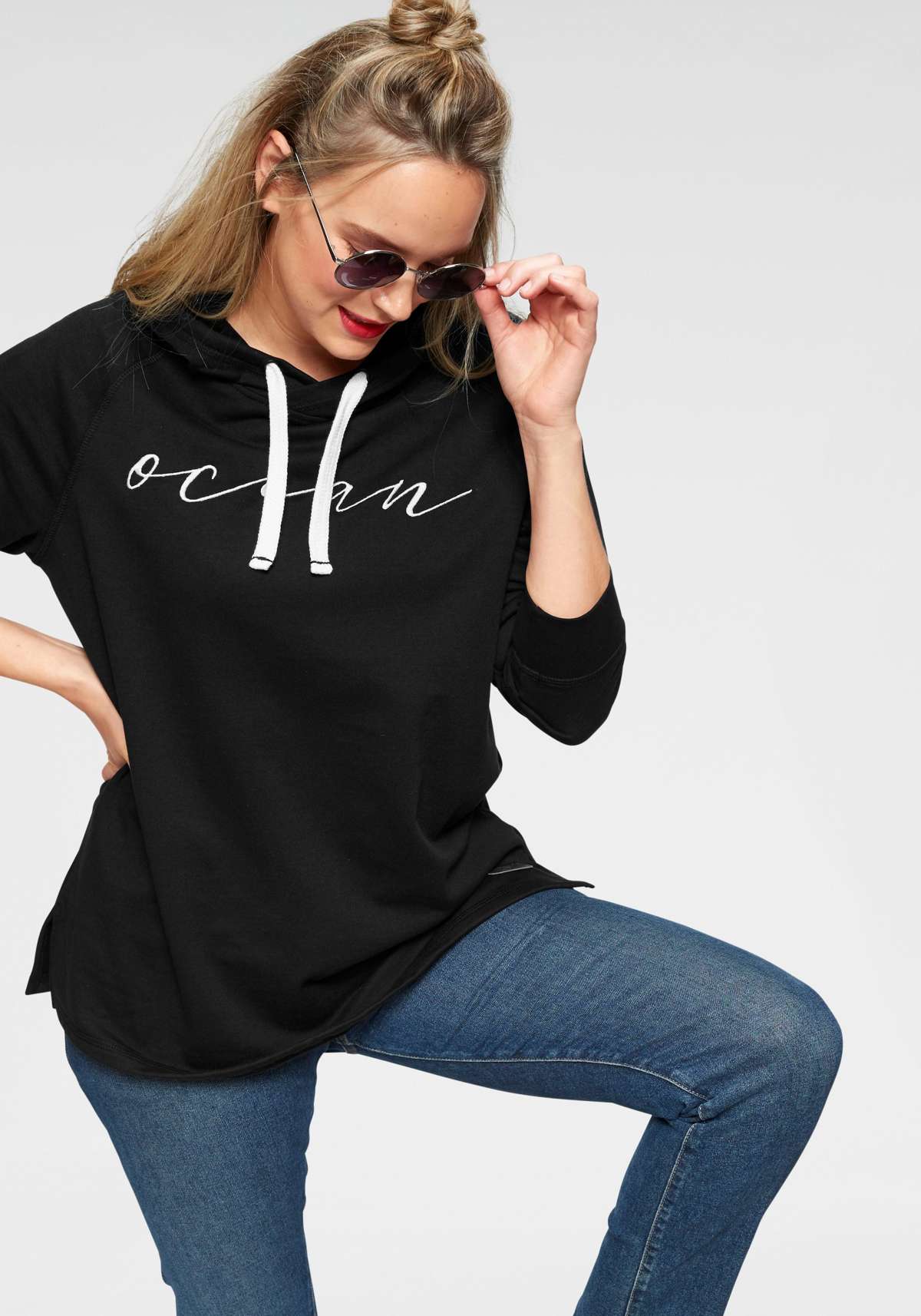 Толстовка с капюшоном Athleisure Hoodie