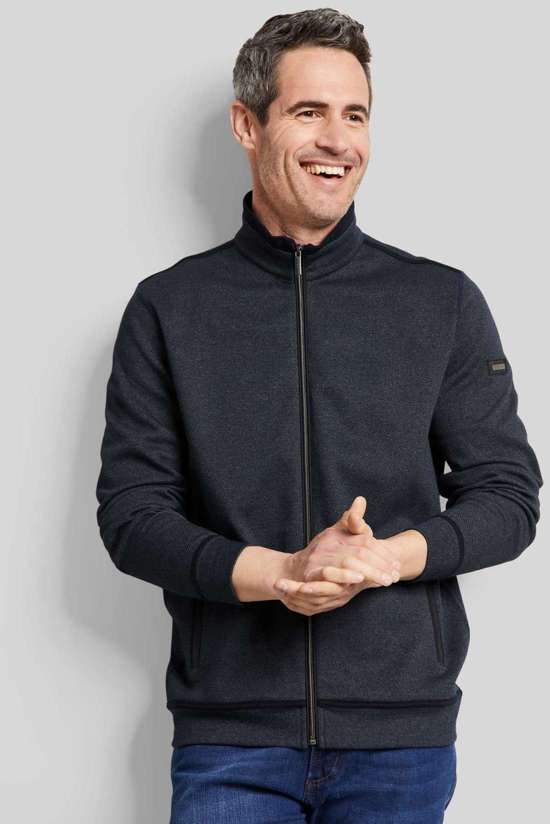 Толстовка с боковыми карманами