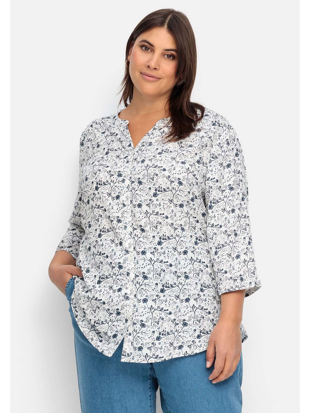 Блузка-рубашка с цветочным принтом, слегка прозрачная