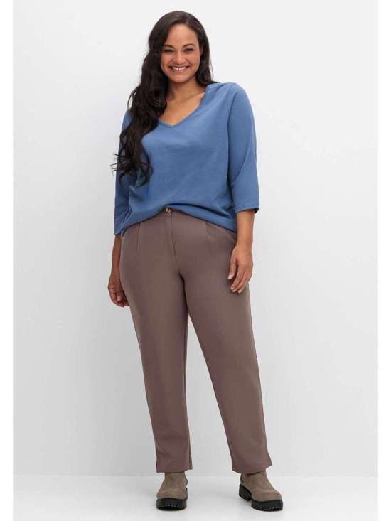 Брюки-чиносы со складками без утюга. Große Größen