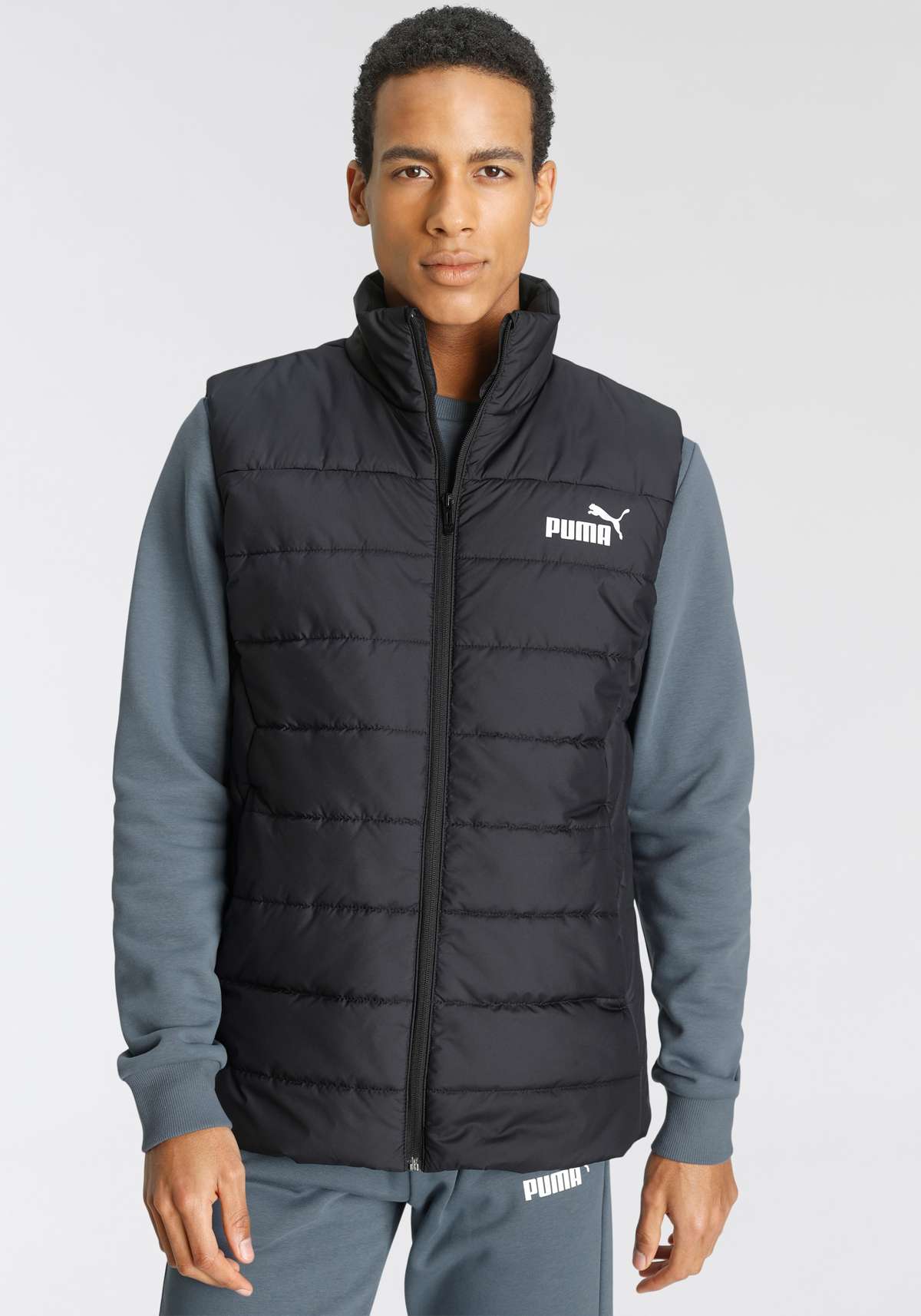 Стеганый жилет ESS PADDED VEST