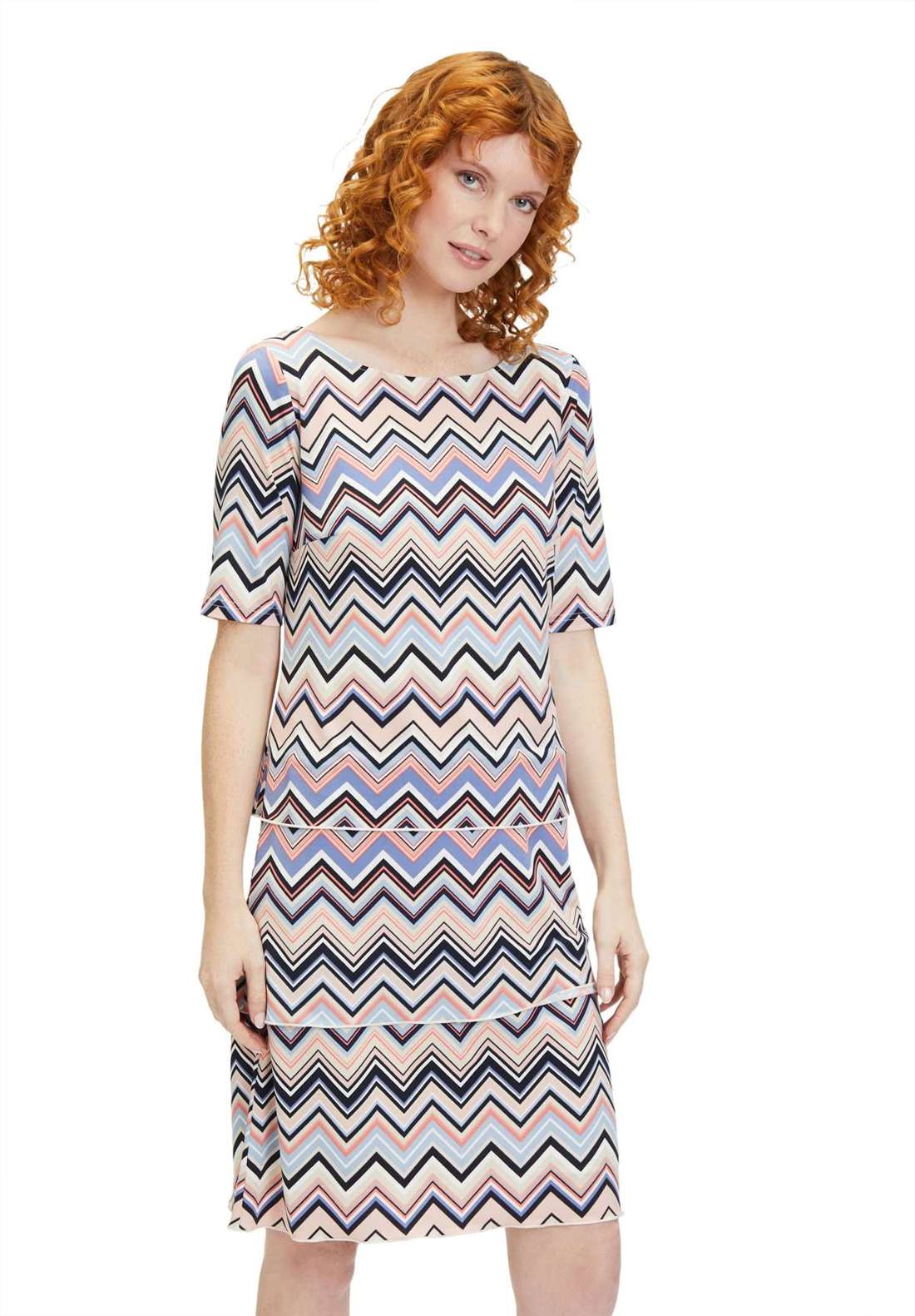 Летнее платье Stufenkleid kurzarm