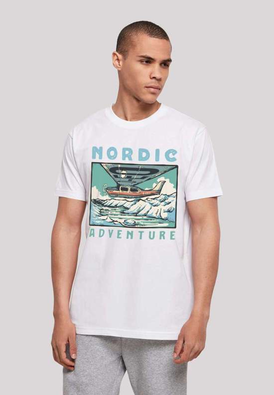 футболка Nordic Adventures