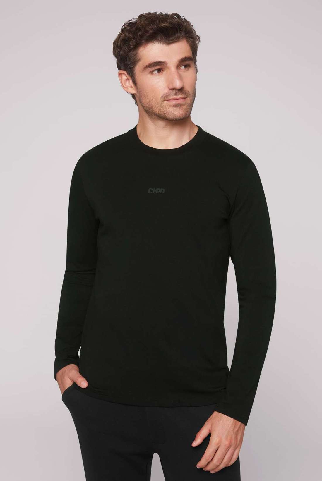 Рубашка с круглым вырезом и тесьмой на шее