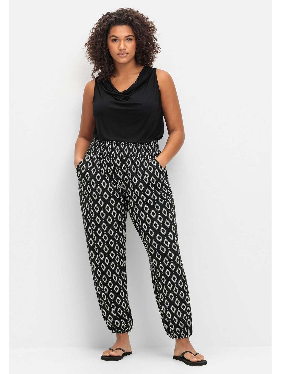 Брюки без застежки с боковыми карманами Große Größen