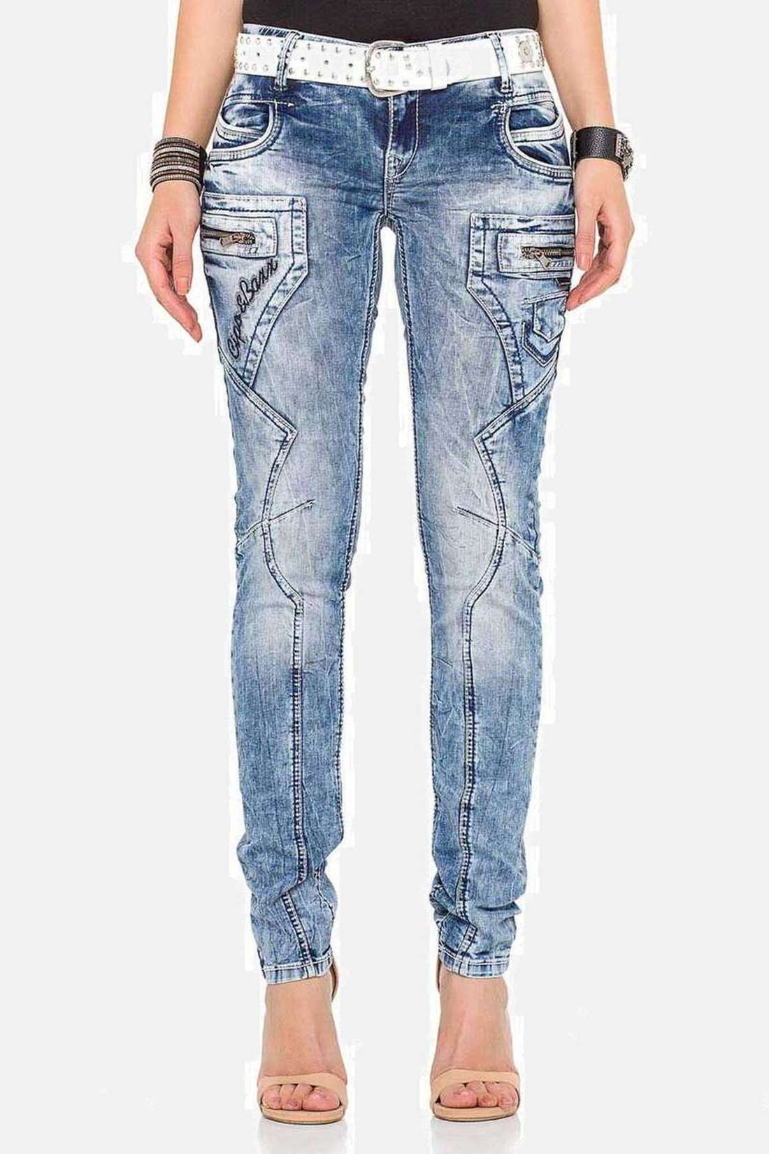 Джинсы скинни с заниженной талией облегающего кроя. Jeans