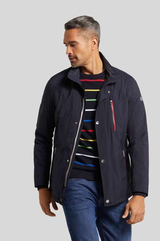 Длинная куртка с легкой набивкой