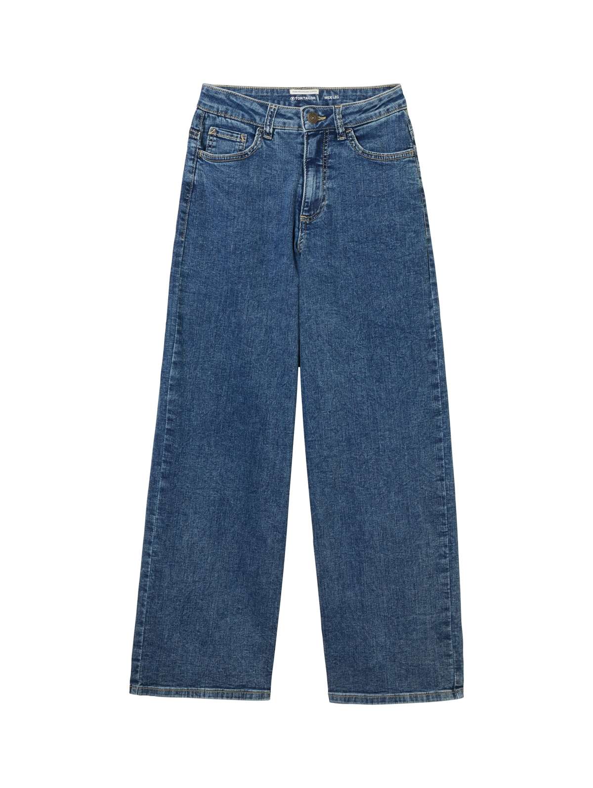 Широкие джинсы классического фасона с пятью карманами.