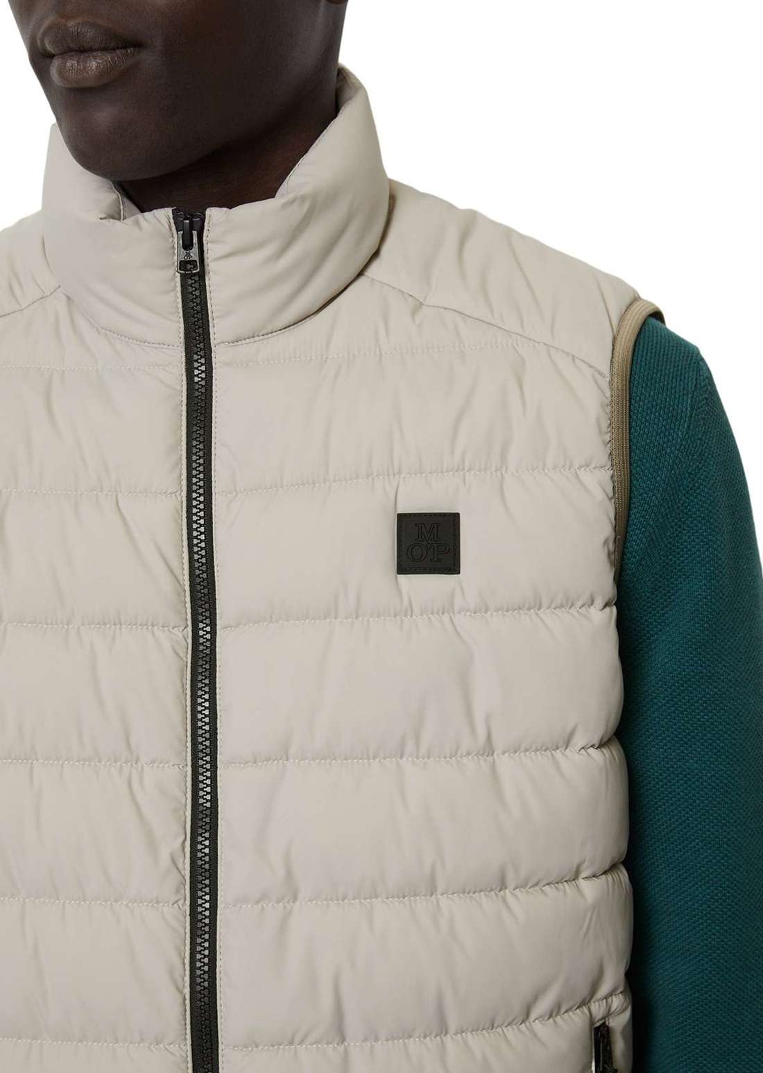 Стеганый жилет aus recycelter Qualität