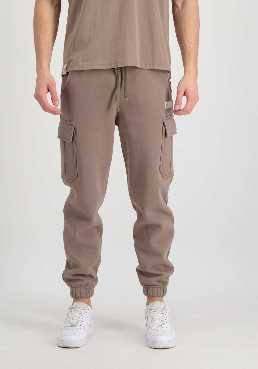 Спортивные штаны Men - Jogger Organics Cargo Jogger