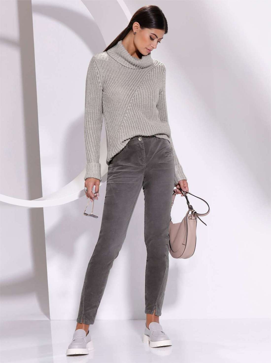 Свитер с высоким воротником Pullover