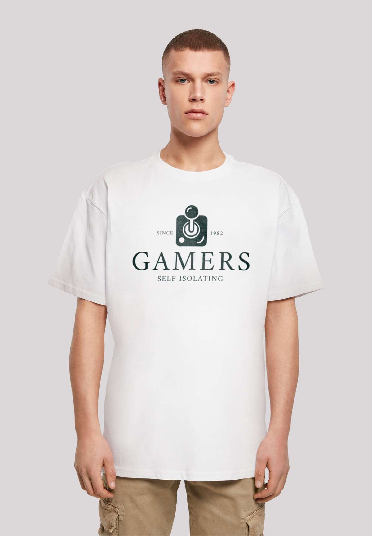 футболка Gamers Self Isolating Retro Gaming SEVENSQUARED