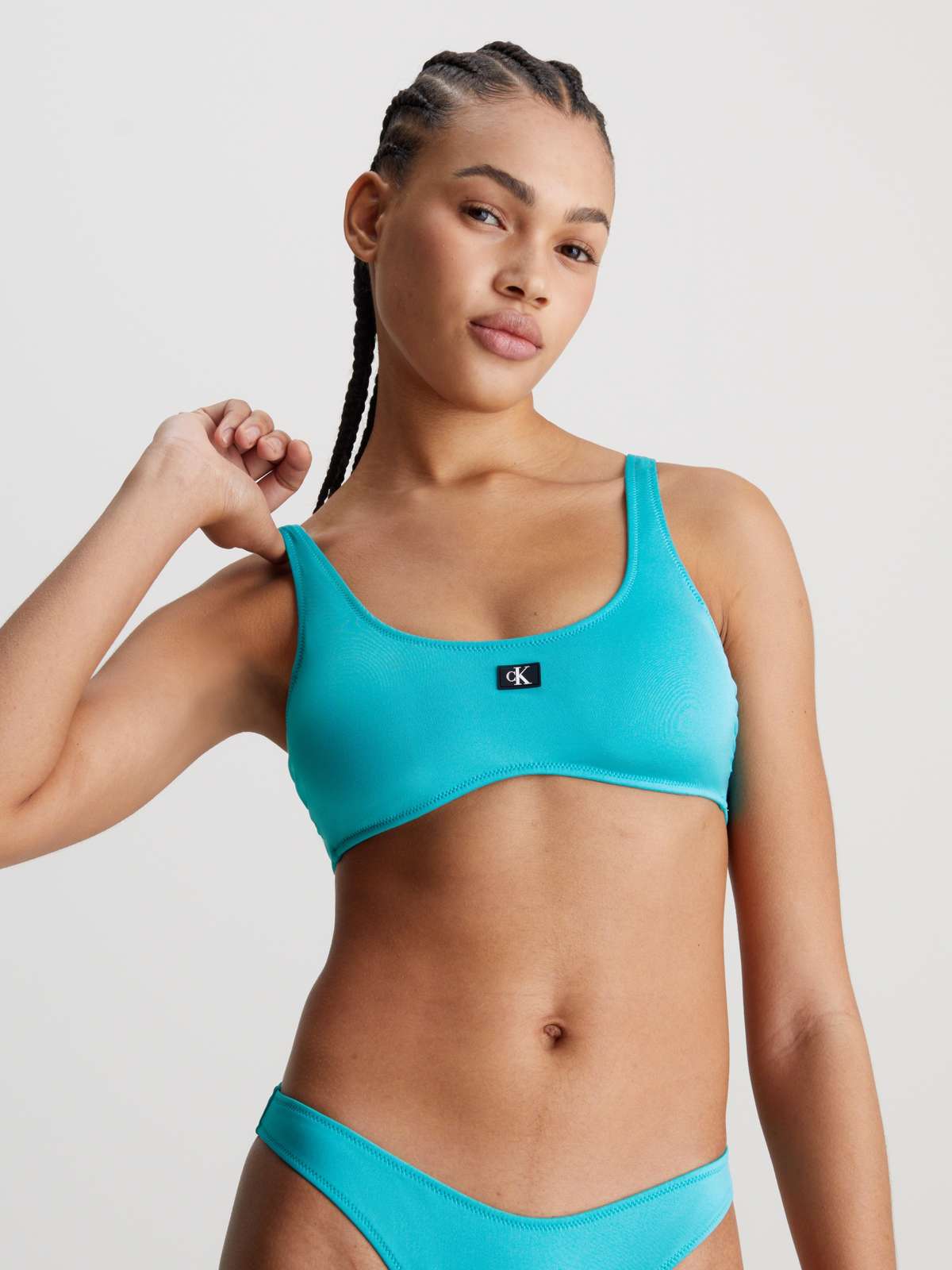 Топ бикини-бюстье с нашивкой-логотипом BRALETTE-RP