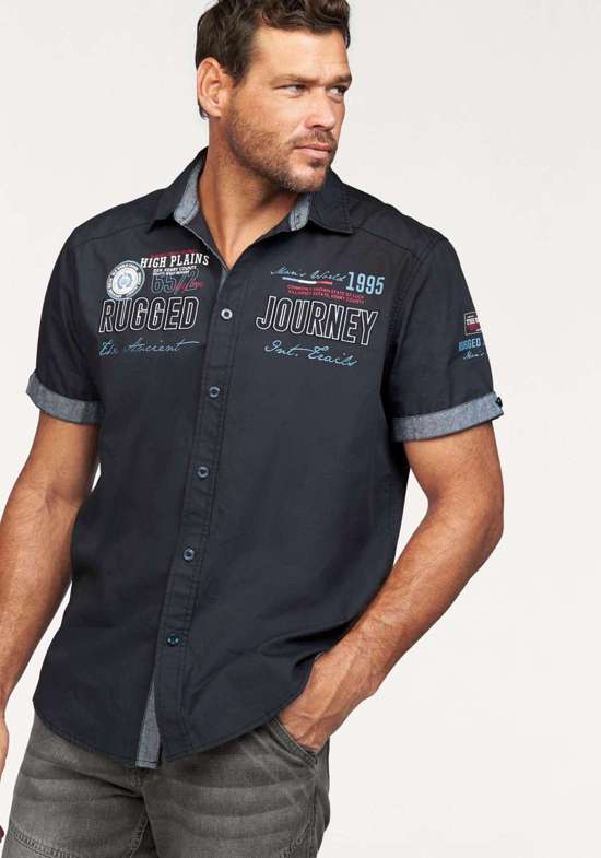Рубашка с короткими рукавами с принтом и нашивками