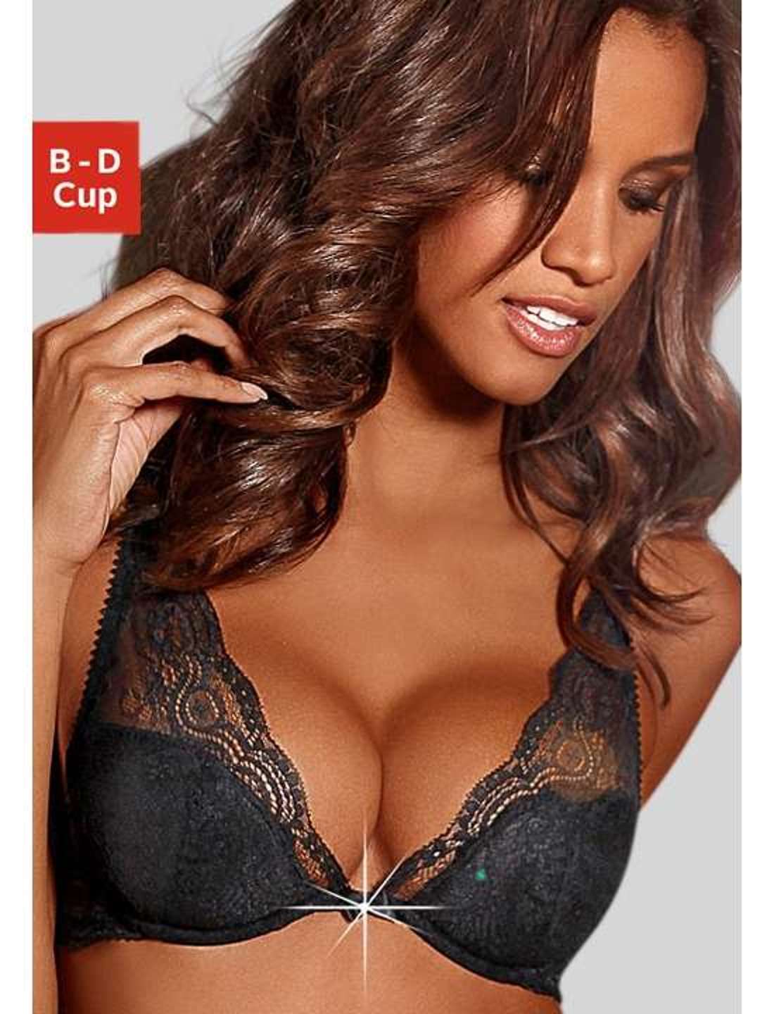 Треугольный бюстгальтер с изысканными ювелирными деталями