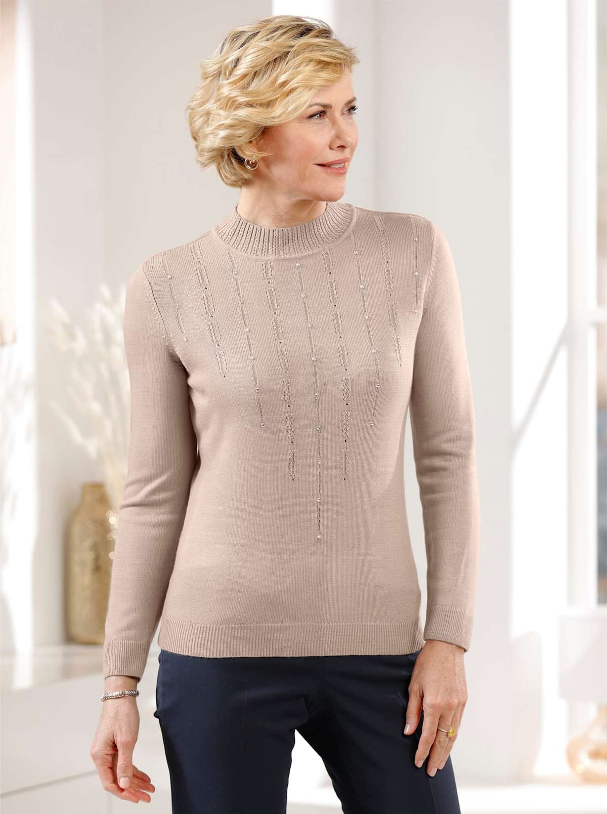 Свитер с воротником-стойкой Pullover