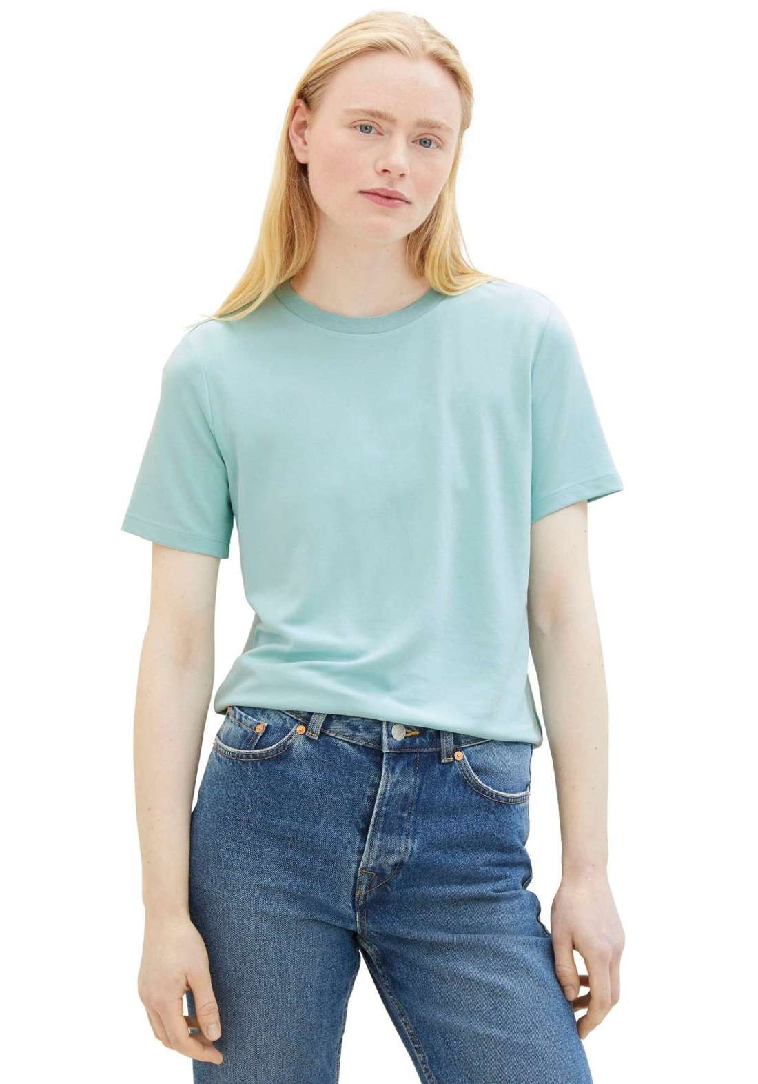 рубашка с круглым вырезом и круглым вырезом