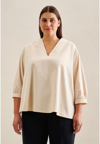 Длинная блузка, однотонная, с V-образным вырезом и рукавами 3/4.