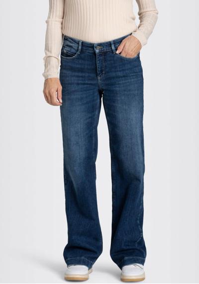 Широкие джинсы с моделирующим эффектом.