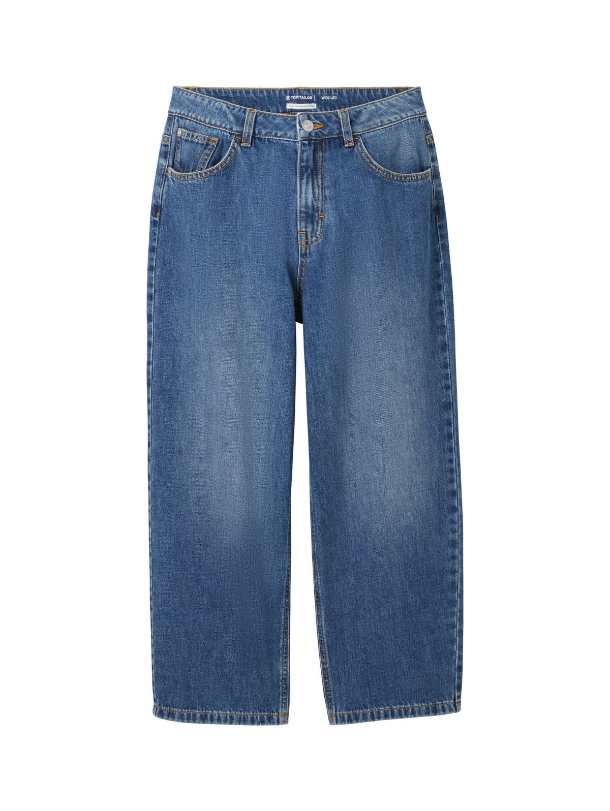 Джинсы с 5 карманами, похожие на мешковатые джинсы с расклешенными штанинами.