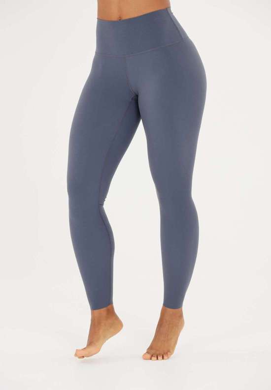 Тренировочные тайтсы с поддерживающим компрессионным эффектом. Stay