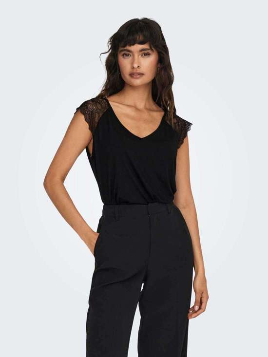 V-образная рубашка ONLPETRA S/S LACE MIX TOP CS JRS