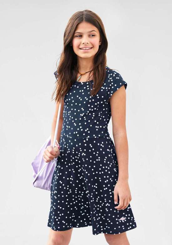 Платье-солнце с короткими рукавами