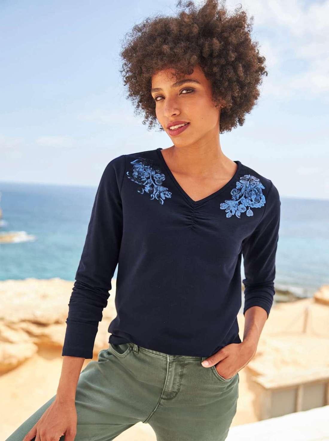 рубашка с пайетками Shirt