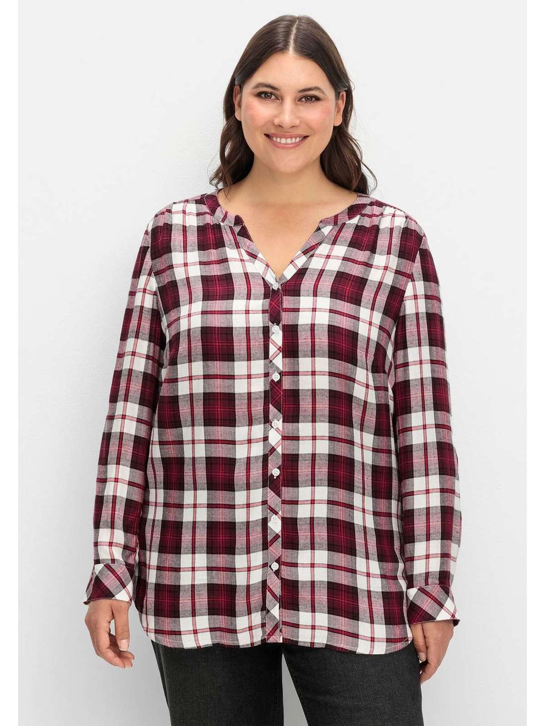 Блузка в клетку с круглым вырезом Große Größen