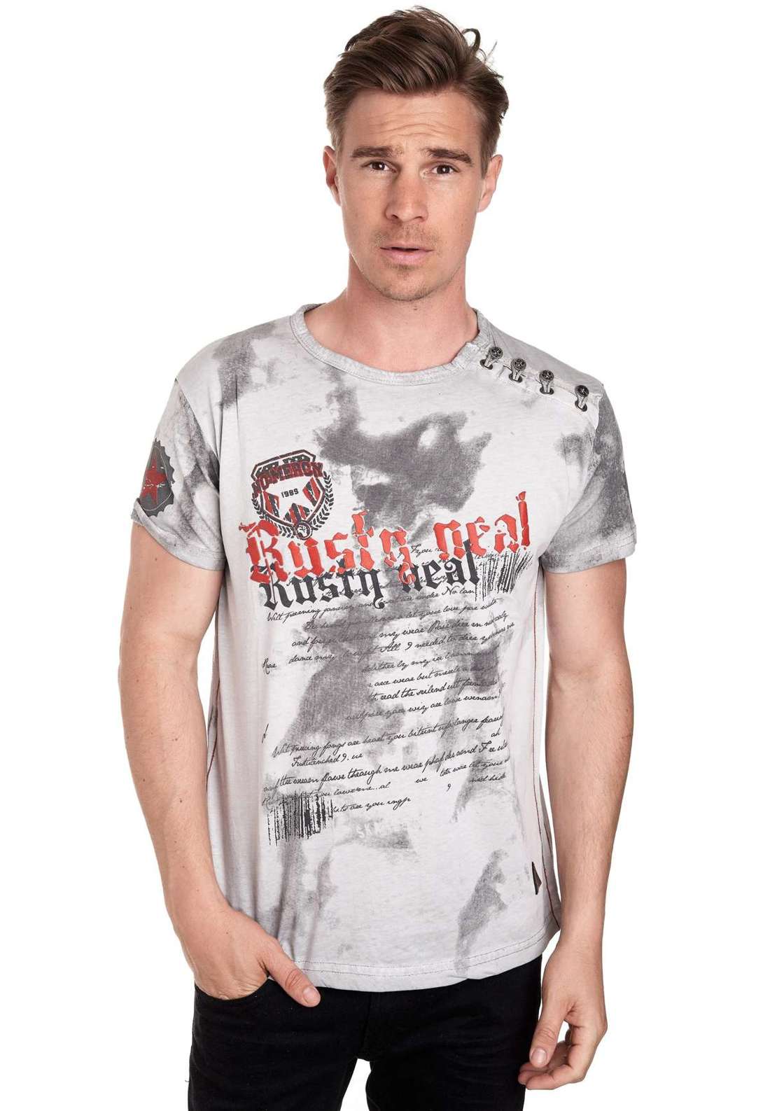 Футболка с великолепным дизайном в стиле батик.