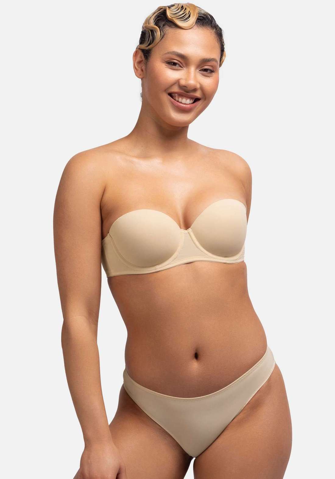 Бюстгальтер на косточках с формованными чашками MICHELLE