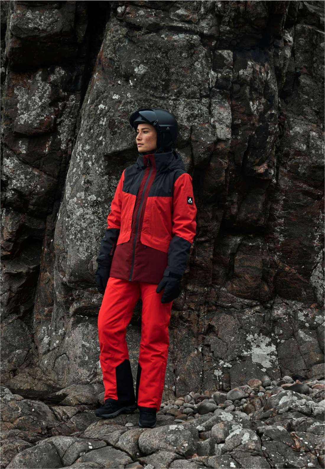 Лыжная куртка с инновационными технологиями защиты от атмосферных воздействий. Kingmann