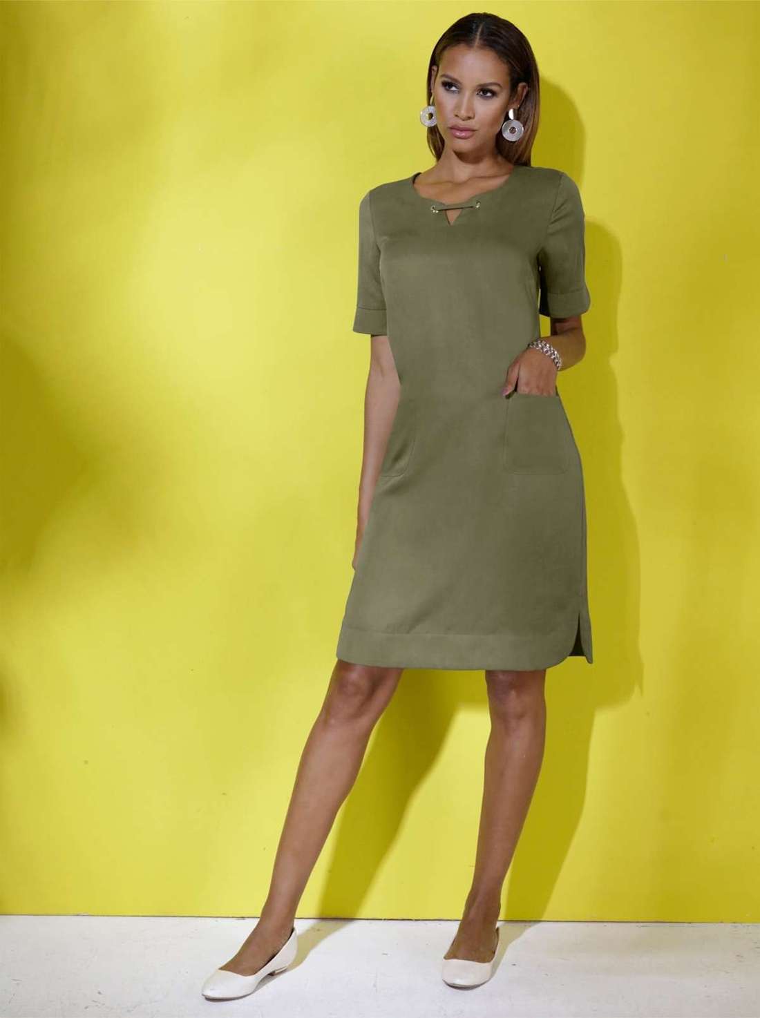 Платье-футляр Kleid