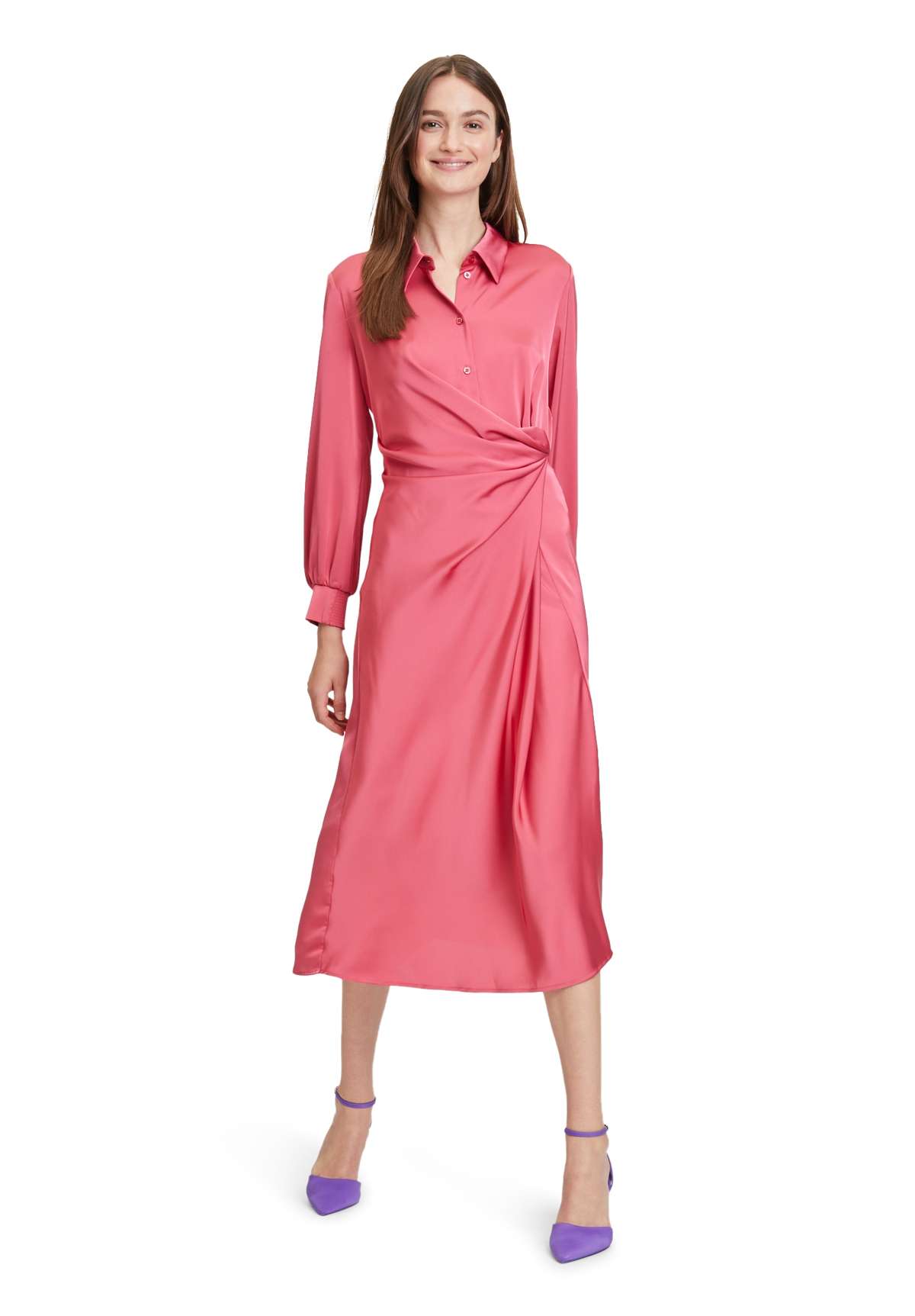 Платье-рубашка Hemdblusenkleid mit Knopfen