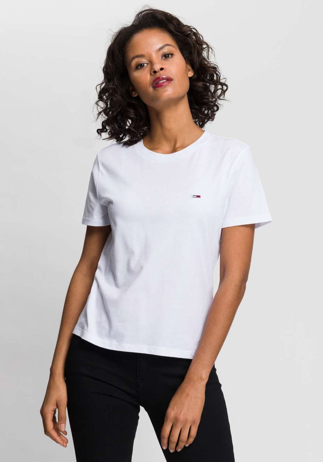 Рубашка с круглым вырезом и флажком с логотипом Tommy Jeans на груди TJW REGULAR JERSEY C NECK