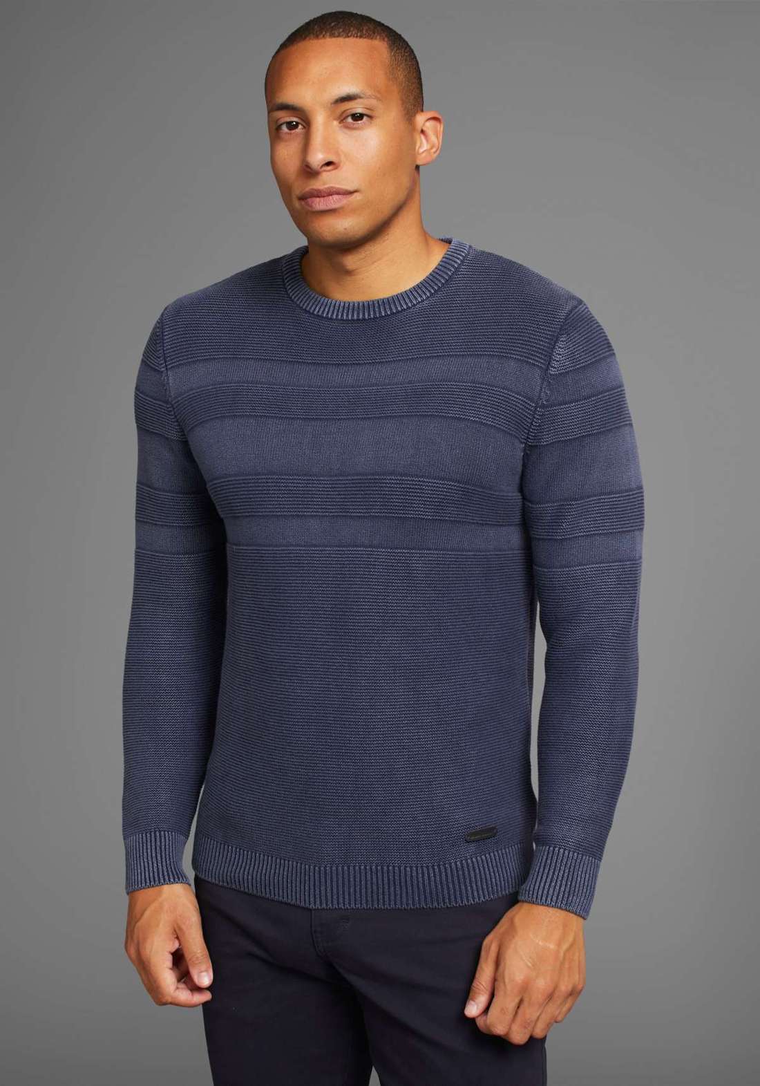 Жаккардовый свитер Bis Größe 4 XL